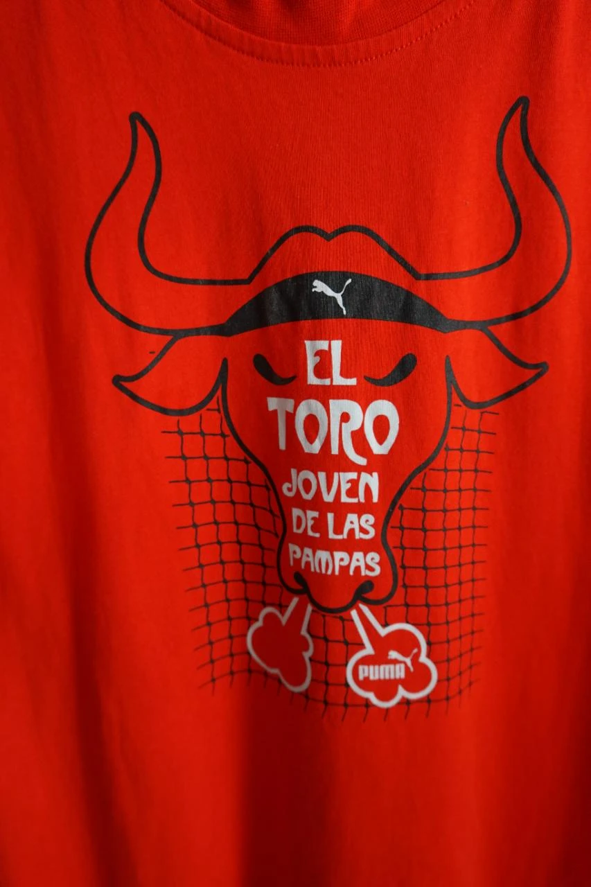 Red Puma men's XL T-shirt with El Toro print, sporty style – photo 3